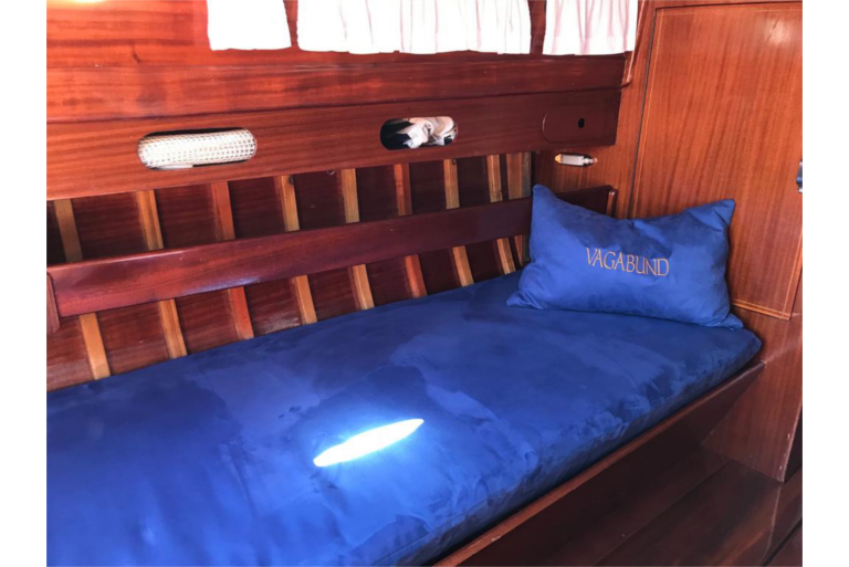 Maßgeschneiderte Bootspolster, Bootskissen, Yachtpolster und Yachtkissen und Schlafmatratzen für Segelboote. Wir sind Ihr Experte aus Starnberg.